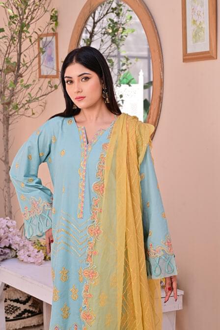 Masuri Lawn Suit With Chiffon Dupatta- SURKHAAB