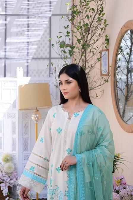 Embroidered Lawn Suit With Chiffon Dupatta - AAHANG