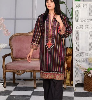 Stitched Kurti With Black Shalwar - AATISH