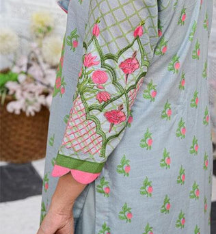 Readymade Three Piece Lawn Suit - AAHANG